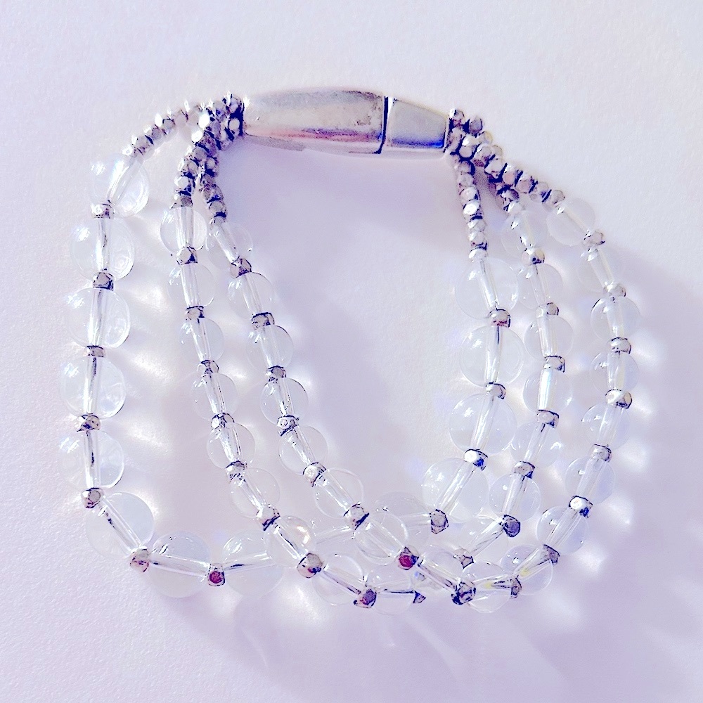 Bracelet clear glass ovals & silver beads, 7.5” 3-strand magnetic clasp